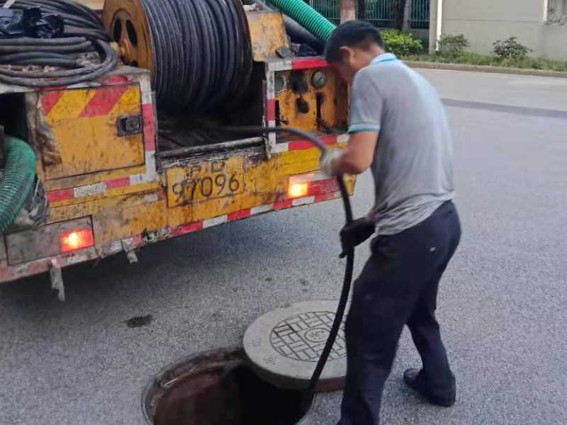 济南天桥区管道疏通马桶疏通下水道疏通管道清淤维修等